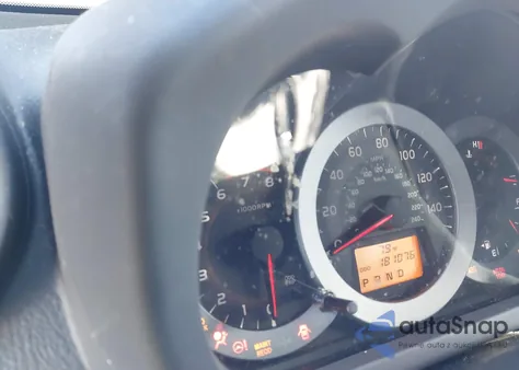 2010 Toyota Rav4 Limited V6 z USA, uszkodzony, nr VIN 2T3DK4DV4AW032598